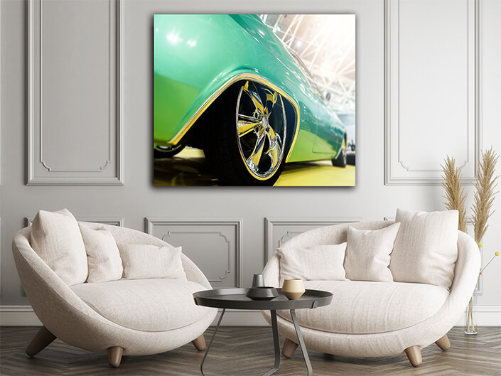 WEB006 0009 WEB001 0032 46105440 back of a green sport car AOAY5297