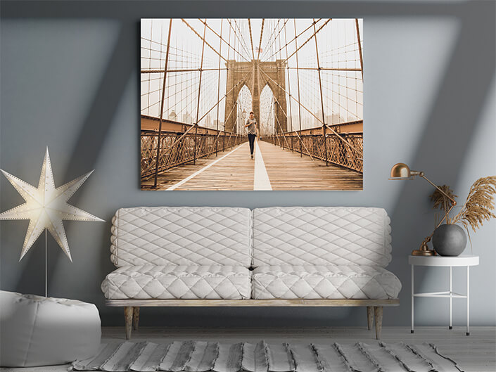 WEB008 0023 ML 0014 43981310 running on brooklyn bridge AOAY7392