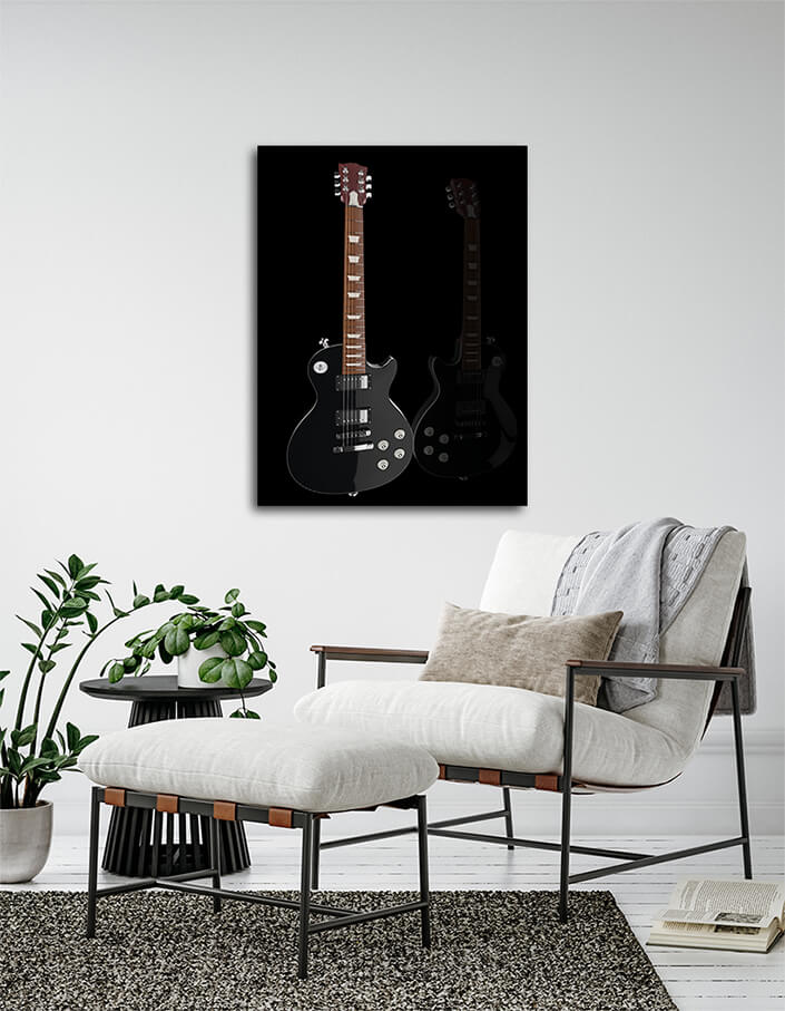 WEB004 0037 MP 0037 19987608 black electric guitar on black background AOAY5038