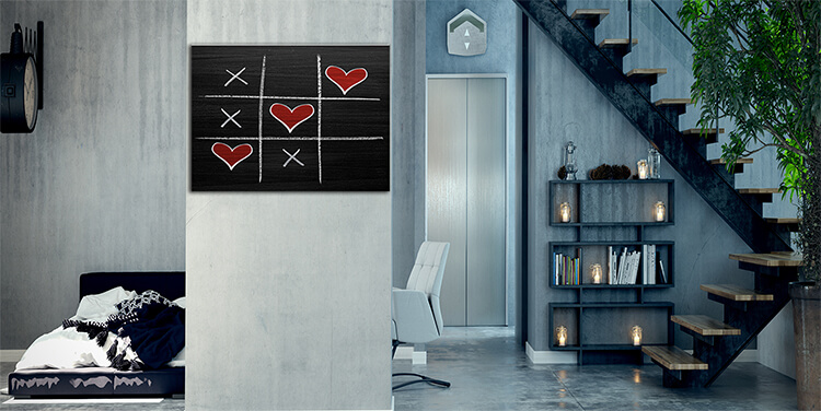 WEB005_0009_MP__0006_33678636_tic tac toe game with chalk hearts xo noughts and crosses AOAY8003