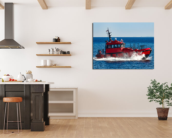 WEB001 0037 MP 0033 35140712 red pilot boat AOAY6298