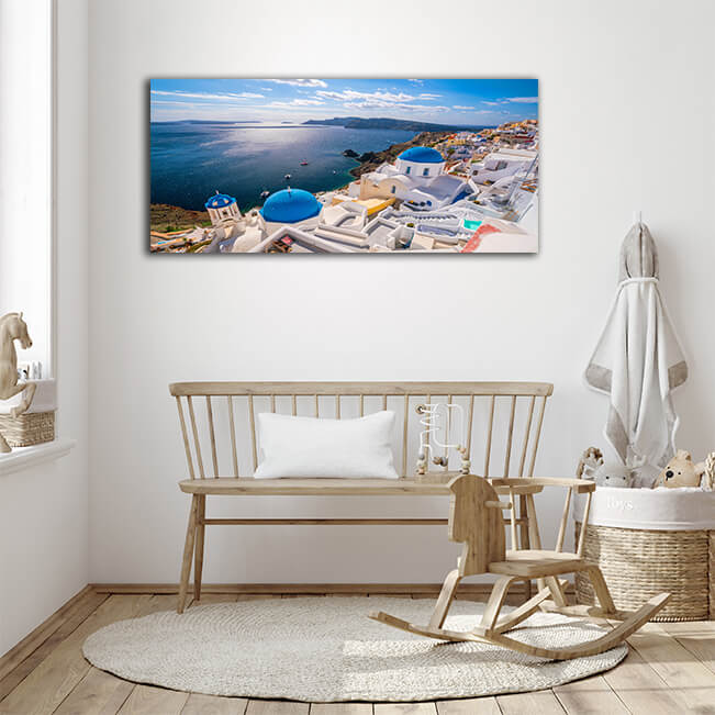 WEB002 0003 ML 0014 39675074 cityscape of oia town in santorini island greece AOAY7420