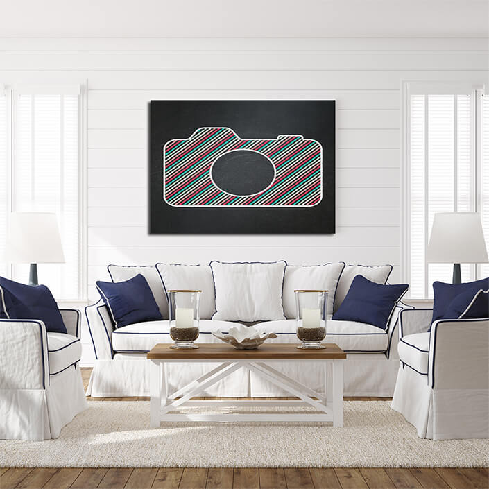 WEB002 0011 MP 0018 12179210 travel concept photo camera on chalkboard background AOAY6493