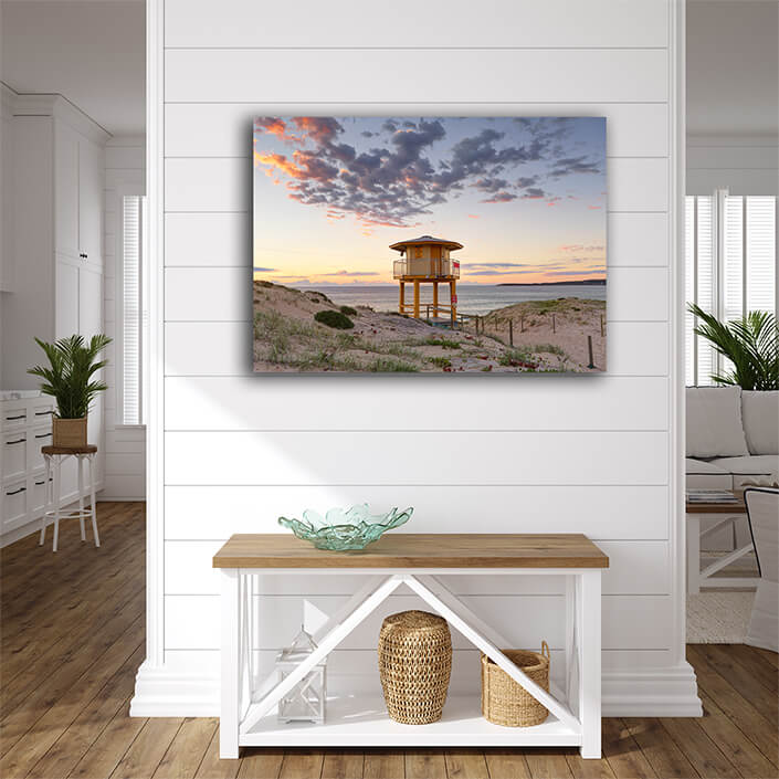 WEB002 0016 MP 0012 16046888 wanda beach lookout tower AOAY7329