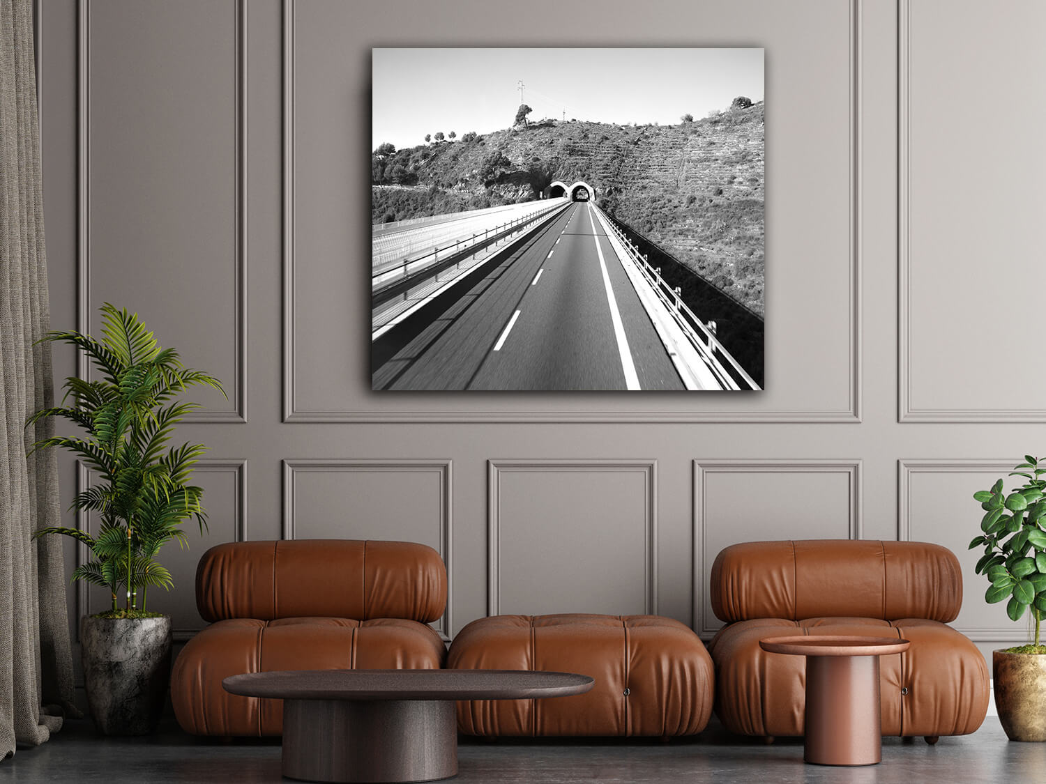 WEB002 0018 ML 0004 8200570 Highway with tunnel and viaduct AOAY7220