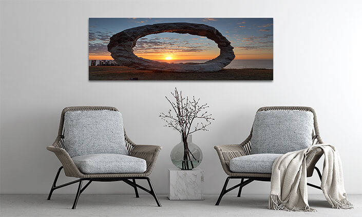 WEB002 0020 MP 0031 20446194 sculpture by the sea open with moon AOAY7348