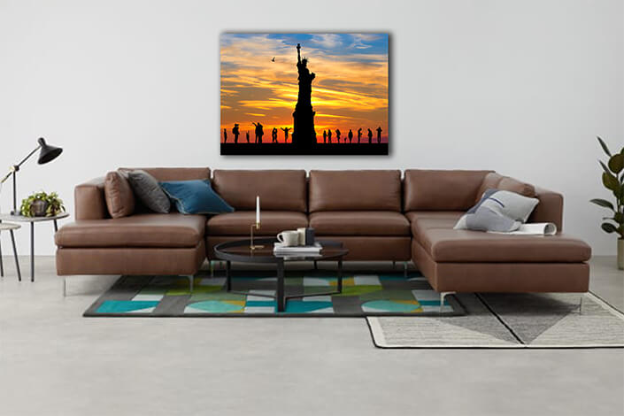 WEB002 0021 ML 0039 29889168 silhouette of the statue of liberty at sunset AOAY4954