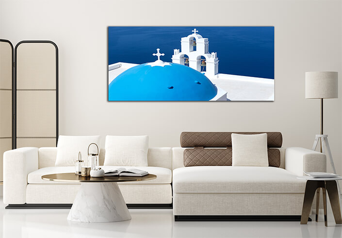 WEB002 0021 MP 0050 20924806 agios theodori church in fira santorini greece AOAY6384