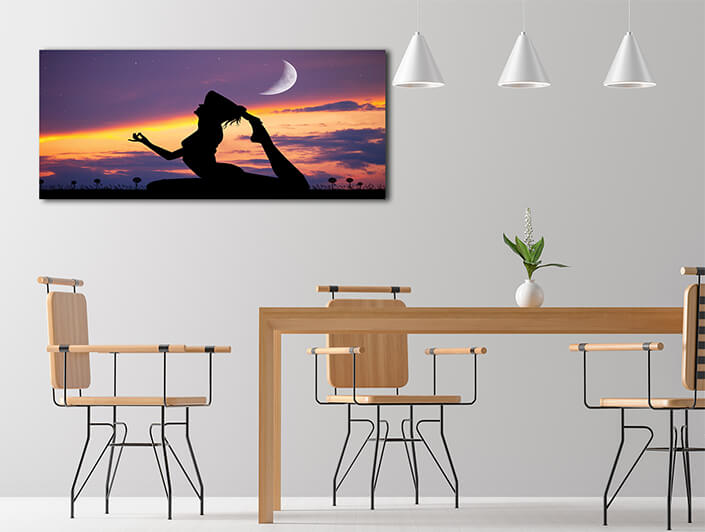 WEB002 0025 ML 0056 28185610 girl doing yoga meditation AOAY4924