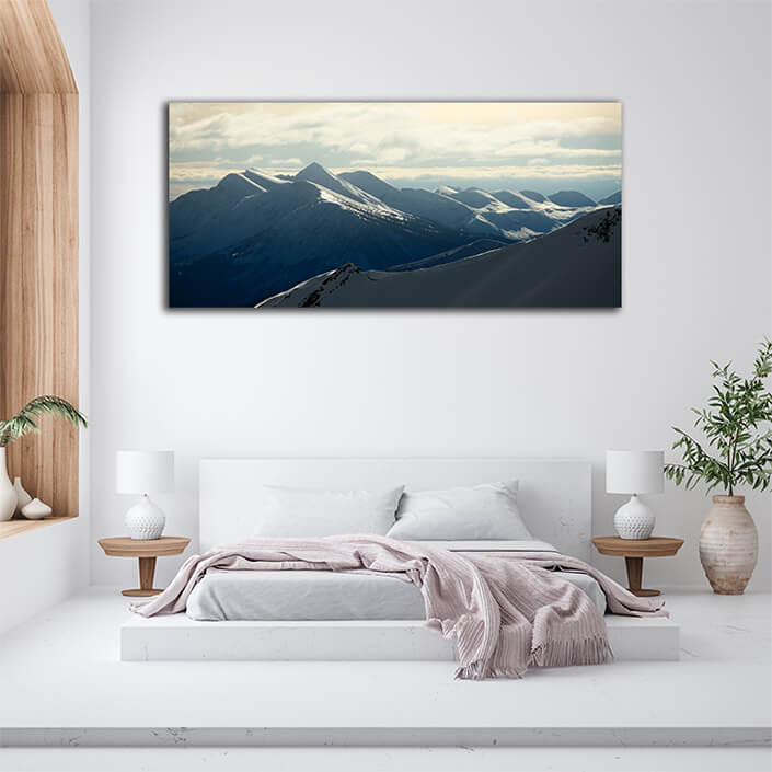 WEB002 0030 MP 0039 7177546 Winter mountain landscape with snow AOAY7207