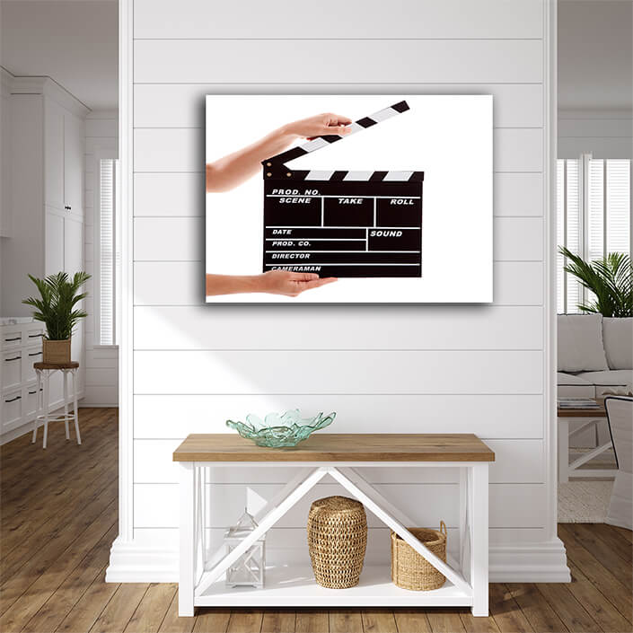 WEB002 0035 MP 0047 2692993 my shot clapboard AOAY7281