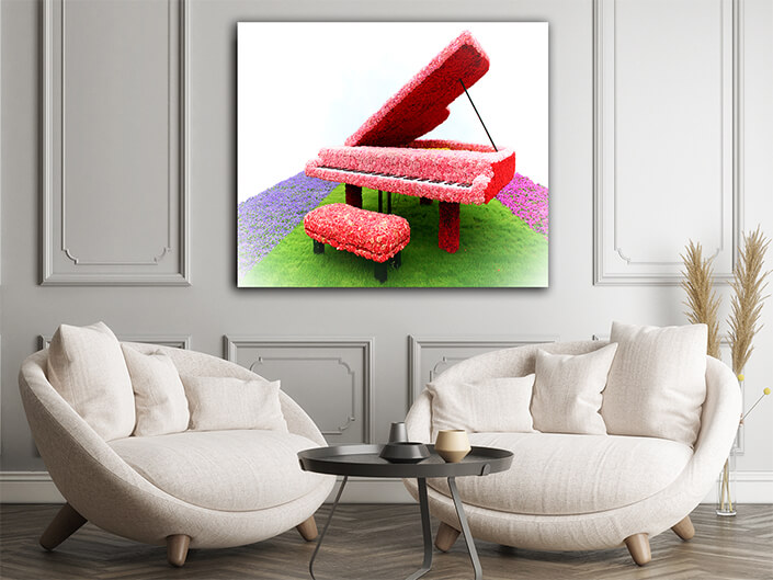 Web003 0004 ml 0002 9382664 piano on grass aoay6546