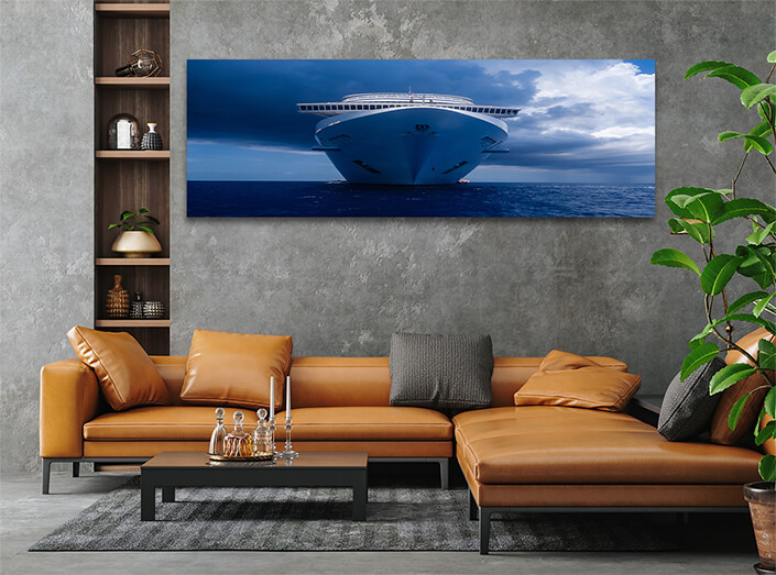 WEB003 0009 MP 0013 36137524 cruise ship msc divina view of the sea during a thunderstorm AOAY5242