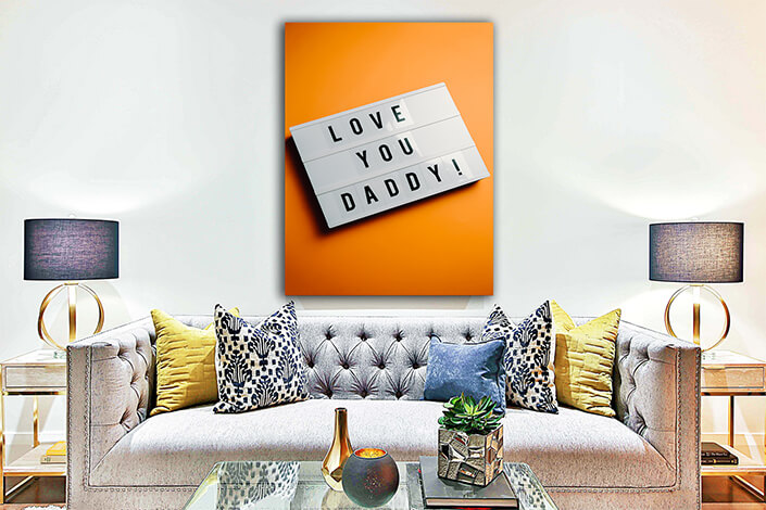WEB003 0010 MP 0009 43275690 says love you daddy concept minimal copy space style design AOAY6481