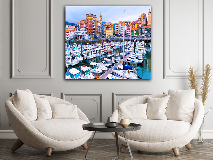 WEB003 0017 ML 0011 43487926 bermeo harbour bermeo spain AOAY6594
