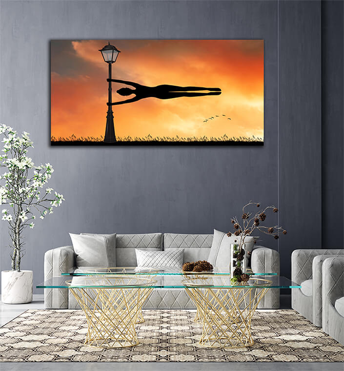 WEB003 0026 ML 0055 29888760 acrobat girl does the flag on the pole AOAY4935