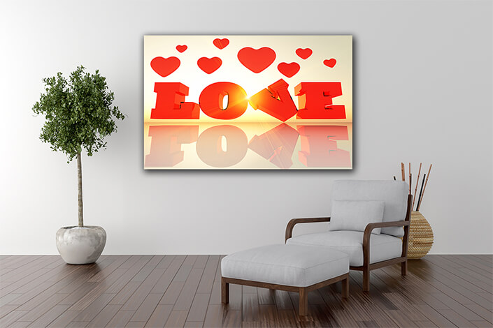 WEB004 0005 MP 0028 7808814 Lots of love AOAY7309