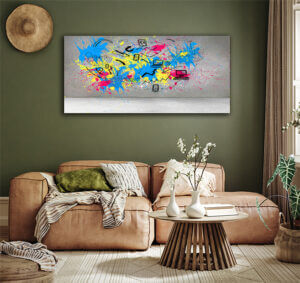 WEB004 0009 ML 0005 MP 0032 10416688 The colorful splashes on grey wall with graphics AOAY5607 300x283