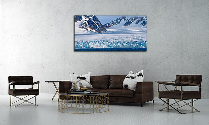 WEB004 0016 ML 0012 37341630 deep blue glacier and snowcapped mountains arctic svalbard norway AOAY6592