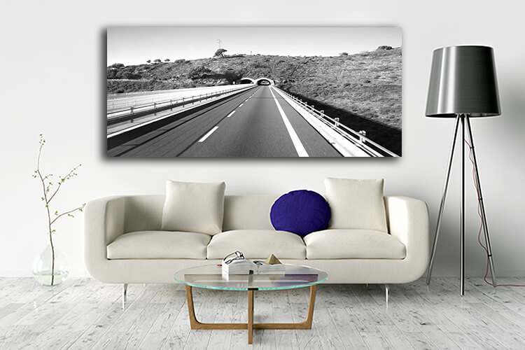 WEB004 0018 ML 0004 8200570 Highway with tunnel and viaduct AOAY7220