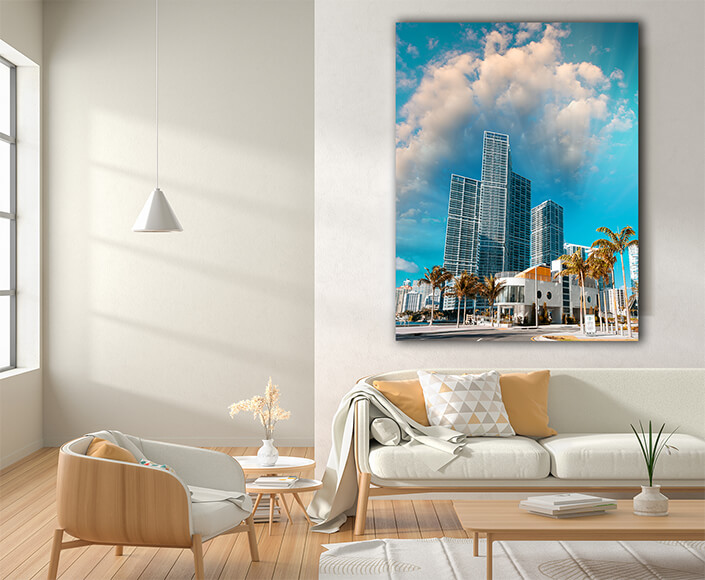 WEB004 0051 MP 0029 15636198 sunny roads of miami florida usa AOAY3432