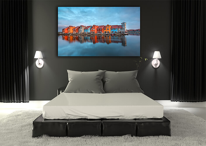 WEB005 0002 ML 0008 12705052 colorful buildings on water at sunrise AOAY7468