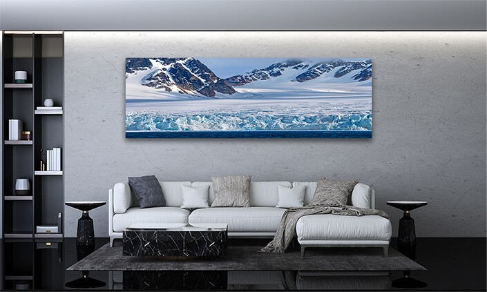 WEB005 0016 ML 0012 37341630 deep blue glacier and snowcapped mountains arctic svalbard norway AOAY6592