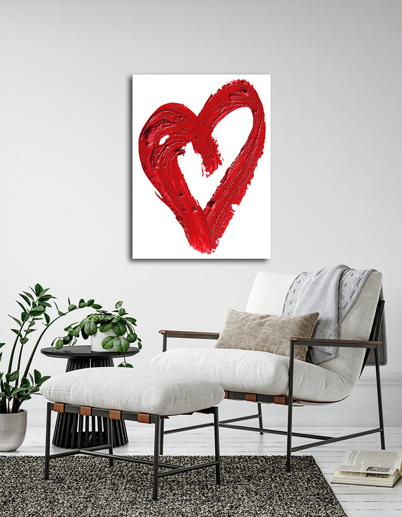 WEB005 0088 MPortrate 0003 36008598 smashed red heart shaped AOAY7646