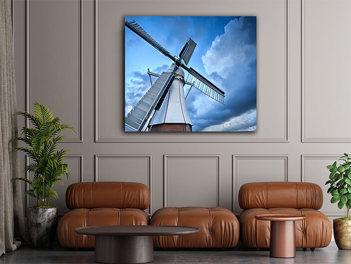 WEB006_0023_ML__0012_12704782_dutch windmill over blue sky AOAY7464