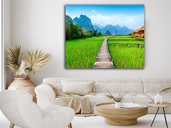 WEB005_0037_MP_0040_26311862_wooden path and green rice field in vang vieng laos AOAY6421
