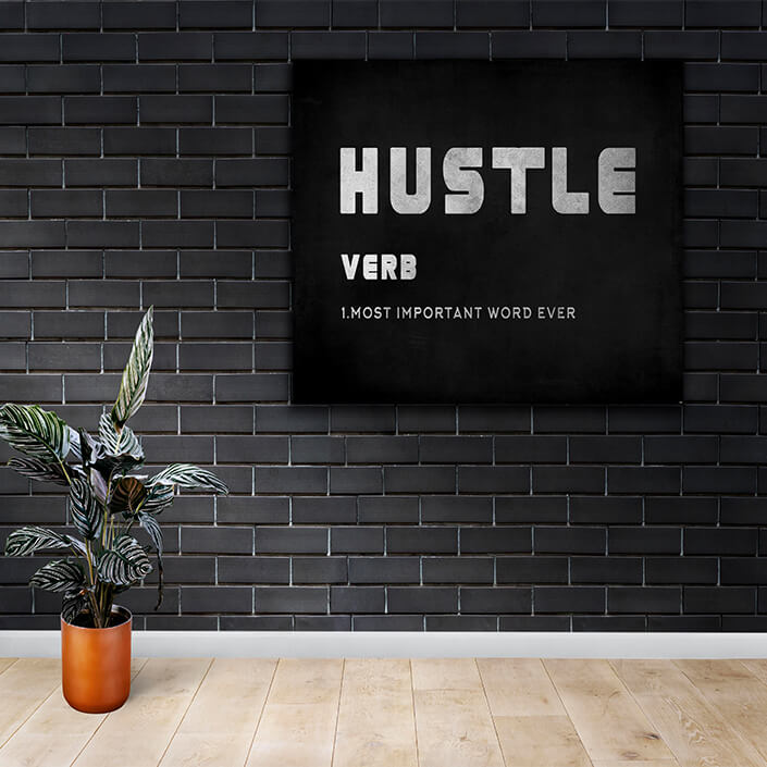 Aaa 0011 m hustle verb aoay8054