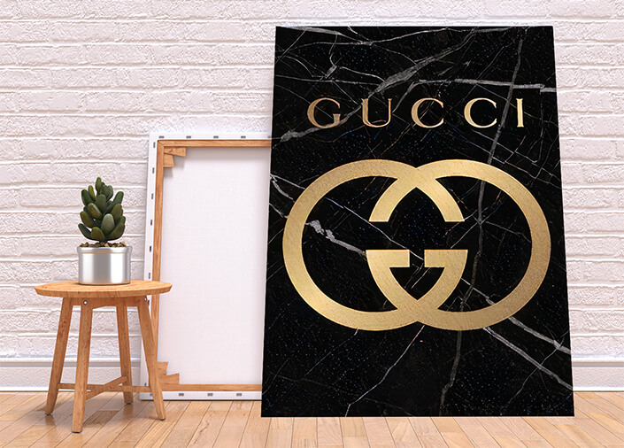 MOCKUP03 0008 GUCCI AOAY8094