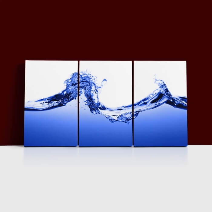 Q 1065661 blue water against hite aoa14282